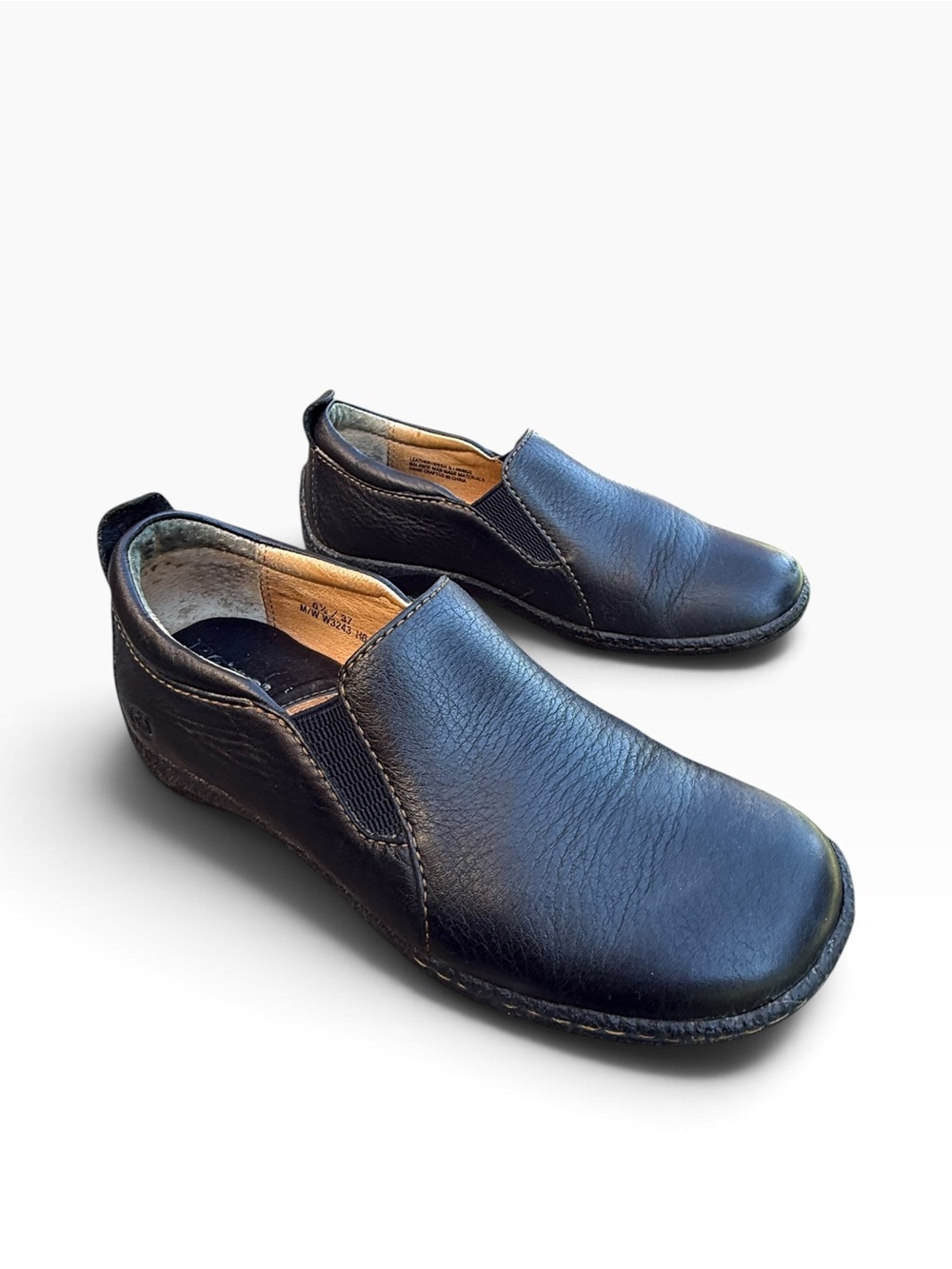 Born Black Leather Slip On Loafers Size 6.5 Gorpcore  Minimalist Business Casual
